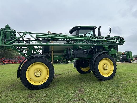 Image of John Deere R4038 equipment image 3