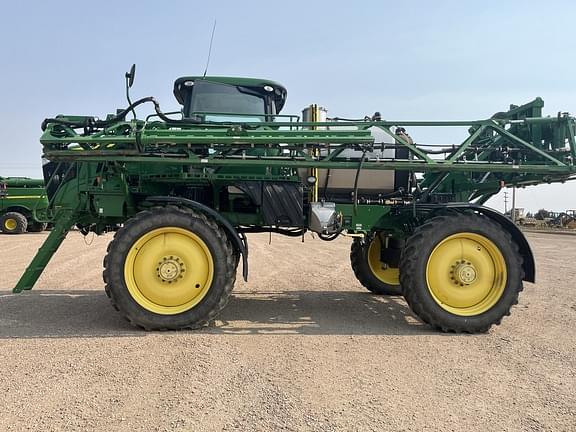 Image of John Deere R4038 equipment image 3