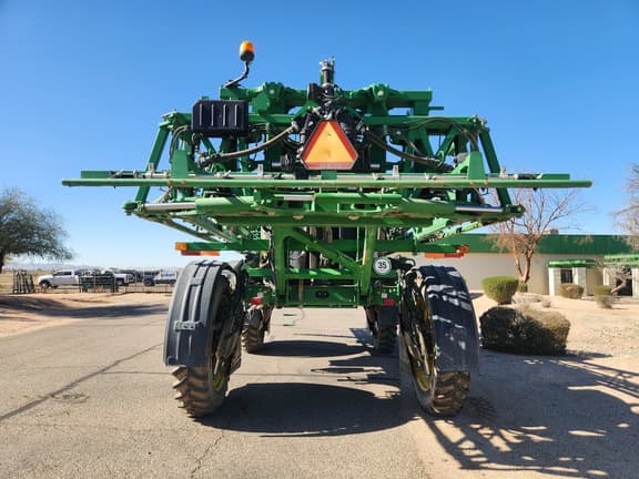 Image of John Deere R4038 equipment image 3