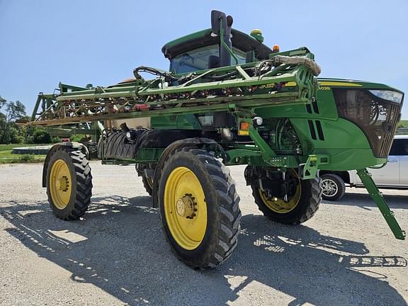 Image of John Deere R4038 equipment image 2