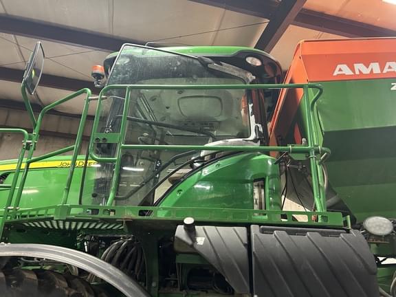 Image of John Deere R4038 equipment image 2