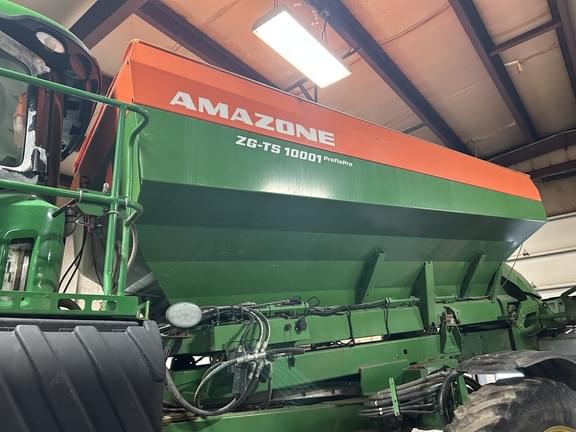 Image of John Deere R4038 equipment image 1