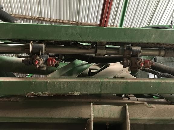 Main image John Deere R4038 10