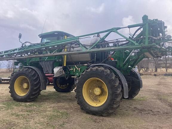 Image of John Deere R4038 equipment image 2