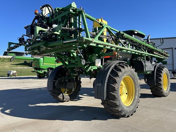 Image of John Deere R4038 equipment image 3