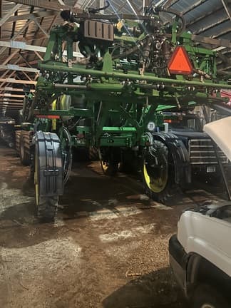 Image of John Deere R4038 equipment image 1