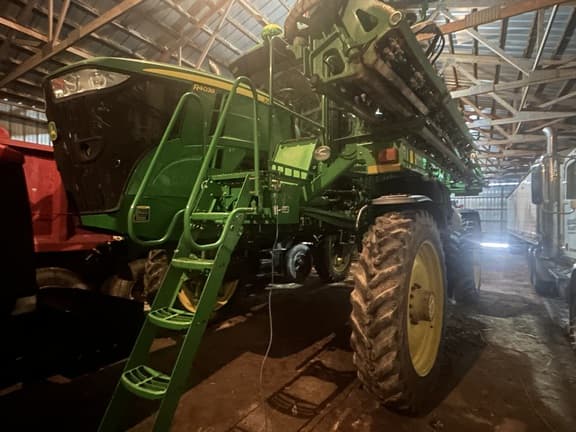 Image of John Deere R4038 equipment image 4