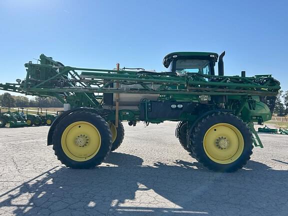 Image of John Deere R4038 equipment image 4