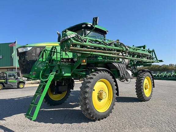 Image of John Deere R4038 equipment image 1