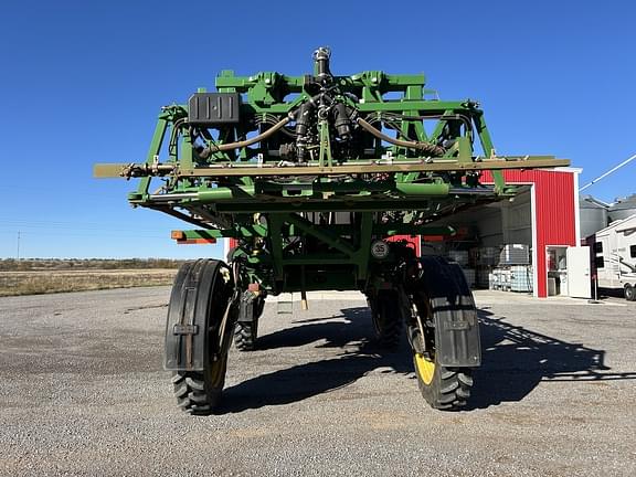 Image of John Deere R4038 equipment image 3