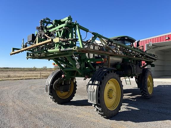 Image of John Deere R4038 equipment image 4