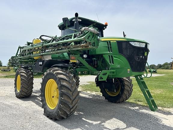 Image of John Deere R4038 equipment image 3