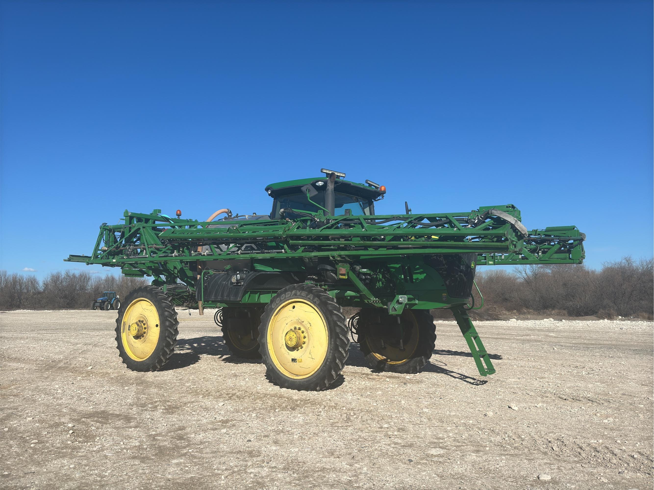 Main image John Deere R4038