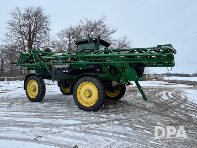 Image of John Deere R4038 equipment image 1