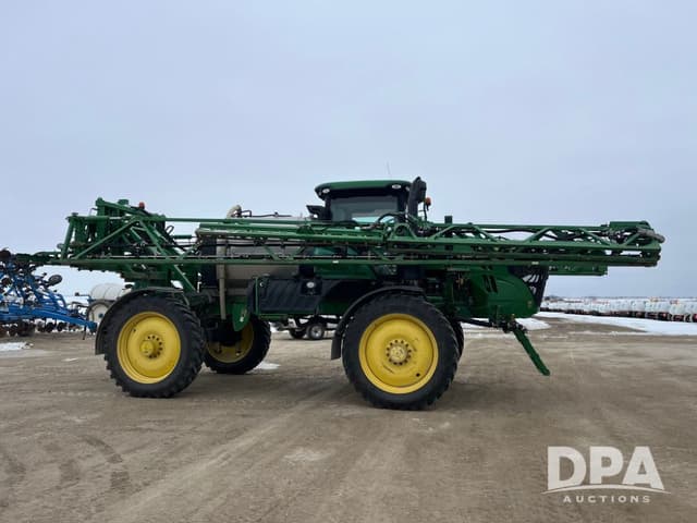 Image of John Deere R4038 equipment image 4