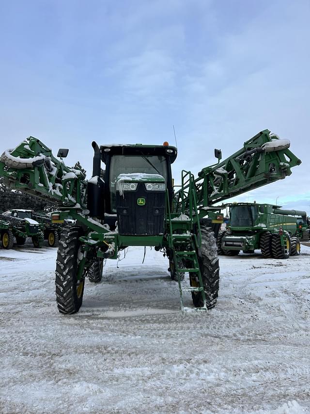 Image of John Deere R4045 equipment image 1