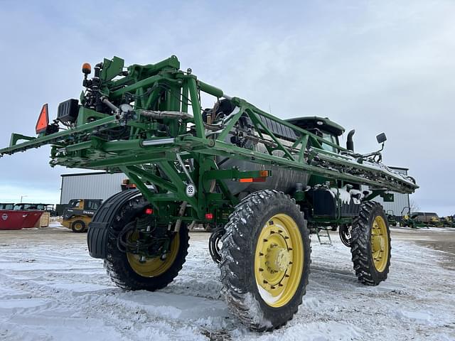 Image of John Deere R4045 equipment image 4