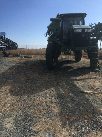 Main image John Deere R4045