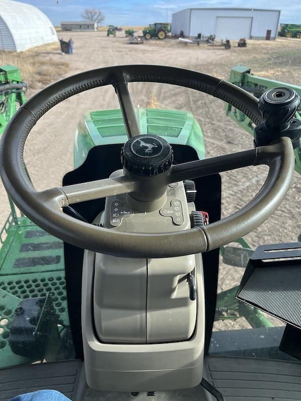 Image of John Deere R4045 equipment image 4