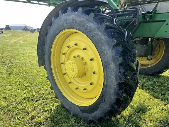 Main image John Deere R4045 7