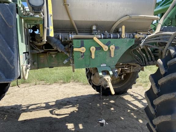 Image of John Deere R4045 equipment image 3