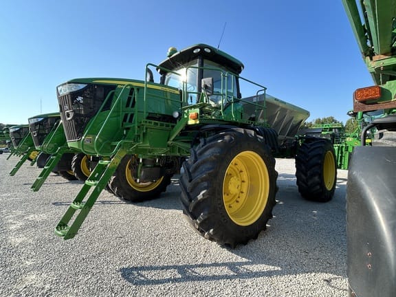 2015 John Deere R4045 Equipment Image0