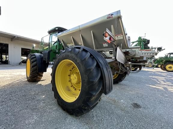 Image of John Deere R4045 equipment image 4