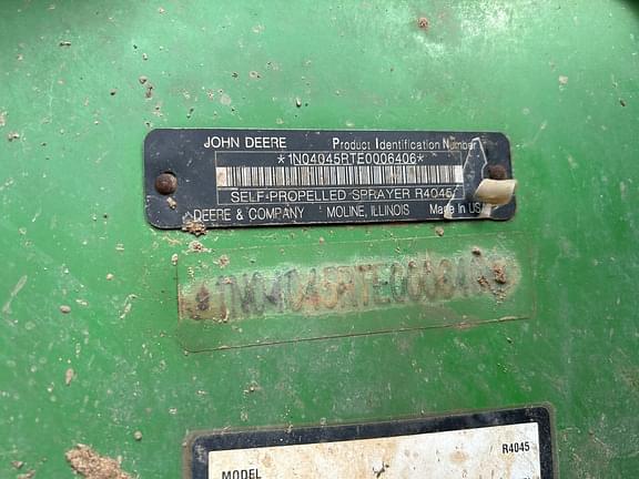 Image of John Deere R4045 equipment image 1