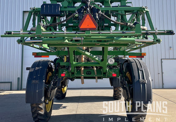 Image of John Deere R4045 equipment image 3