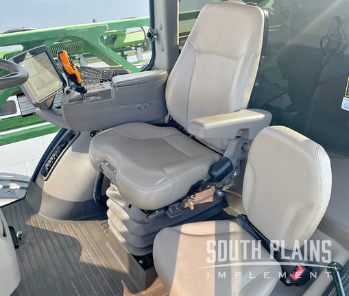 Image of John Deere R4045 equipment image 4