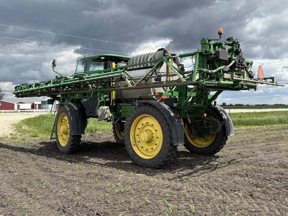 Image of John Deere R4045 equipment image 2