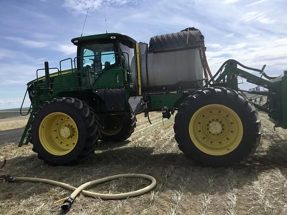 Image of John Deere R4045 equipment image 2