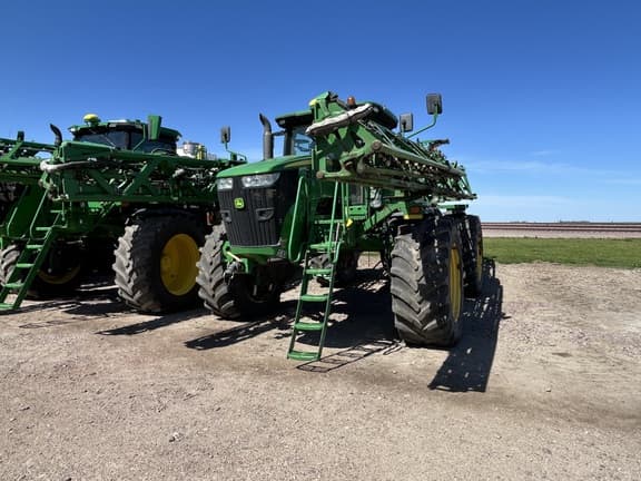 Image of John Deere R4045 equipment image 3