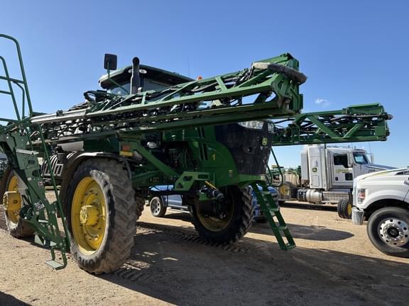 Image of John Deere R4045 equipment image 1