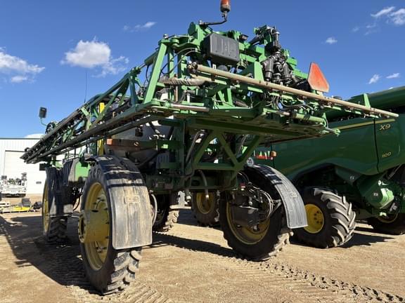 Image of John Deere R4045 equipment image 2