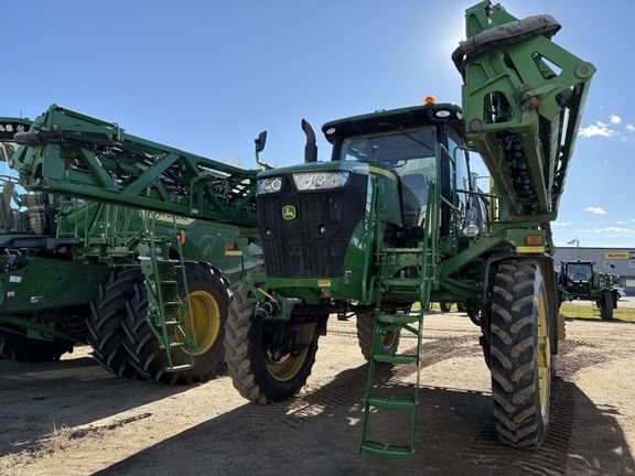 2015 John Deere R4045 Equipment Image0