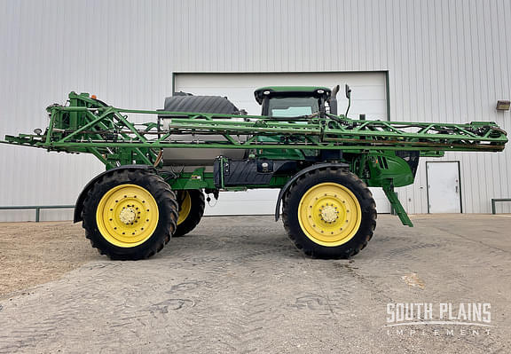 Image of John Deere R4045 equipment image 1