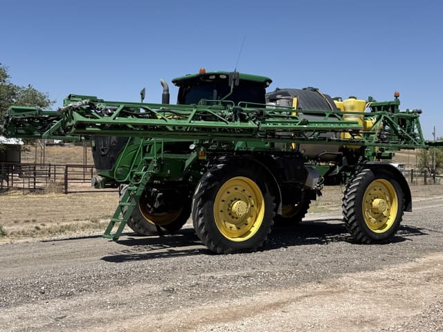 Image of John Deere R4045 equipment image 2