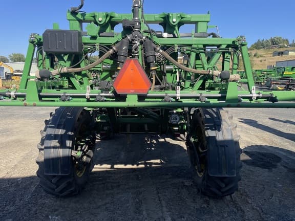 Image of John Deere R4045 equipment image 3