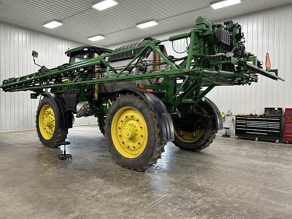 Image of John Deere R4045 equipment image 2
