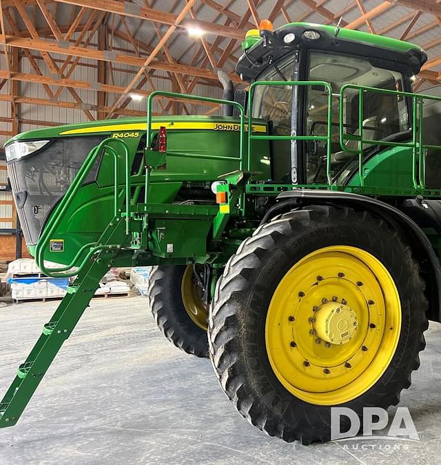 Image of John Deere R4045 equipment image 3