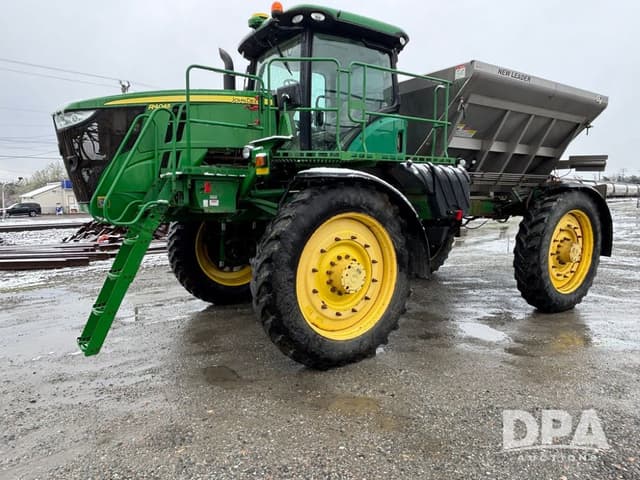 Image of John Deere R4045 equipment image 1