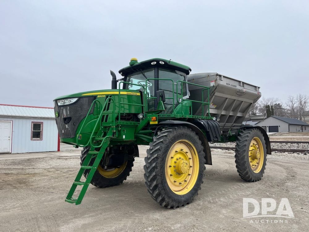 2015 John Deere R4045 Equipment Image0