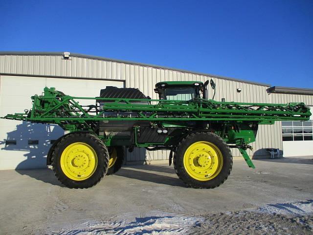 Image of John Deere R4045 equipment image 3