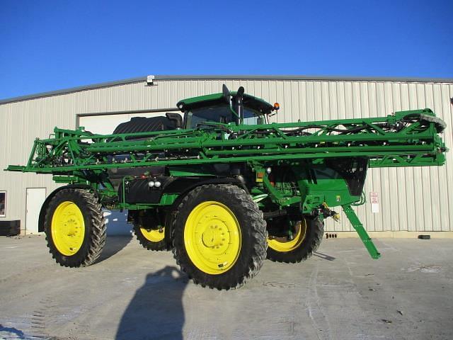 Image of John Deere R4045 equipment image 1