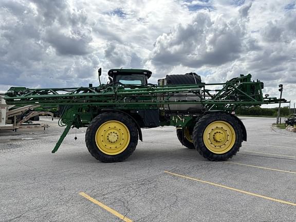Image of John Deere R4045 equipment image 1