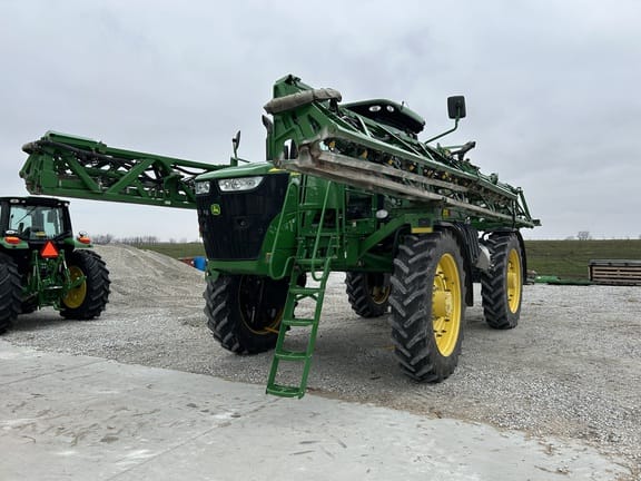 Main image John Deere R4045