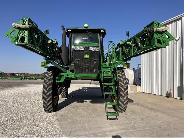 Image of John Deere R4045 equipment image 1