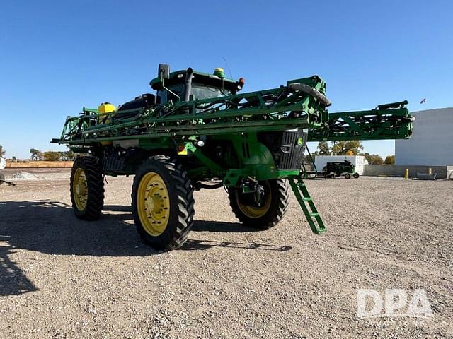 Image of John Deere R4045 equipment image 4