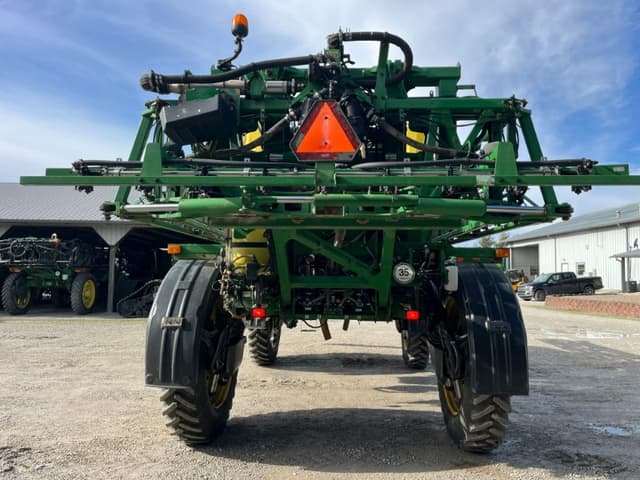 Image of John Deere R4045 equipment image 3